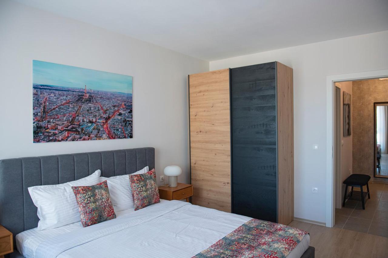 Miami A Lovely City Center 2 Bedrooms Apartment With Private Parking Sofia Exteriör bild